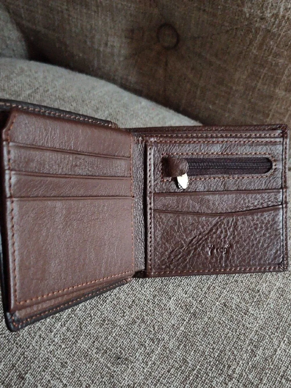 Witness Gear Brown Leather Bifold Card & Key Holder Wallet With Golden Message